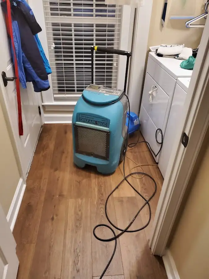 Commercial dehumidifier deployed for Crawl Space Restoration in Columbia Falls